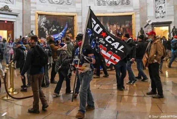 У США заявили, що активізують збір даних про екстремістів для запобігання атак