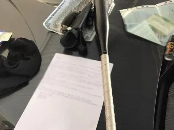 Вимагання грошей та виконання злочинів на замовлення: у Харкові провели спецоперацію із затримання банди