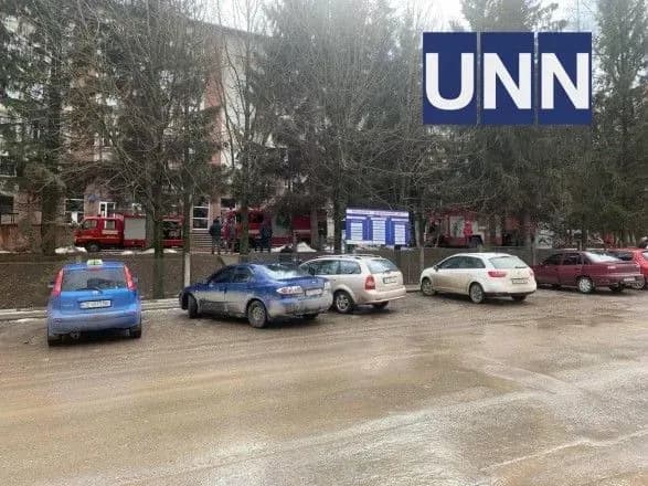 Вибух у чернівецькій лікарні: хворих терміново перевозять до інших медзакладів