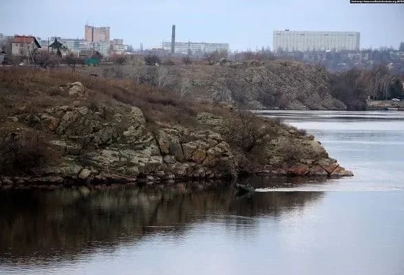 Два старовинні судна біля берегів Хортиці вивчають науковці