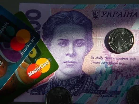 Еквайринг спотикання: позиція банків та наслідки для споживачів