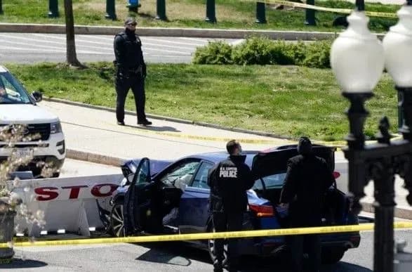 CNN: винуватець інциденту біля Капітолію вважав, що спецслужби проводять проти нього операції