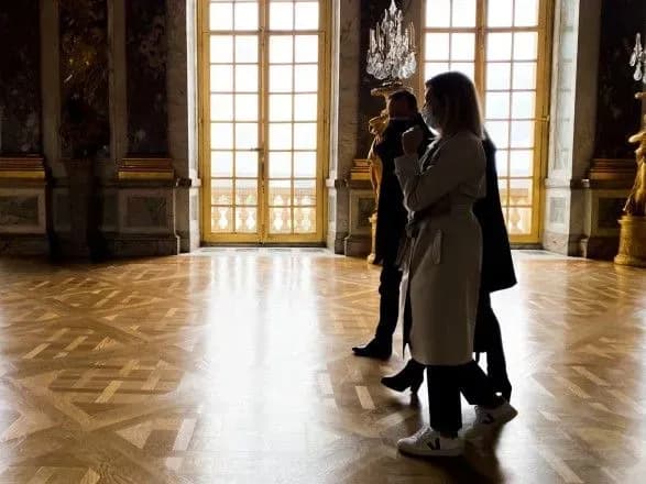 У Версалі запрацював україномовний аудіогід