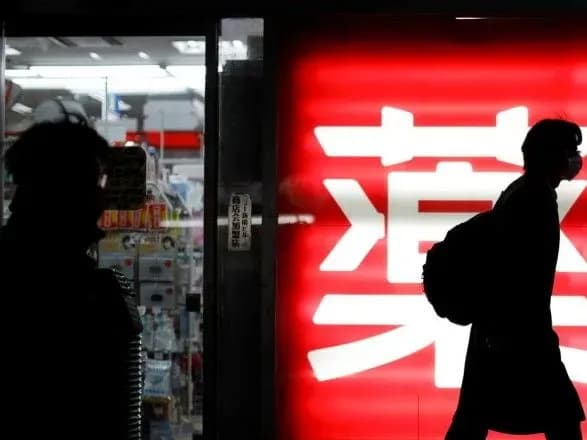 У чотирьох префектурах Японії вводять режим НС через COVID-19