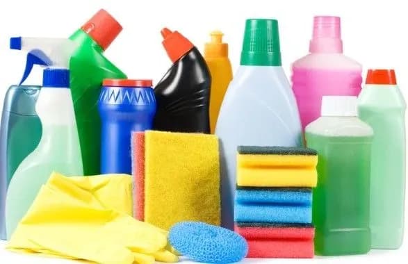 В Україні хочуть обмежити використання фосфатів у миючих засобах