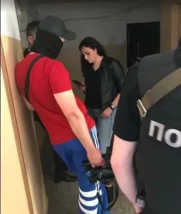 Нардеп від "Слуги народу" заявив, що в його квартиру увірвалися невідомі