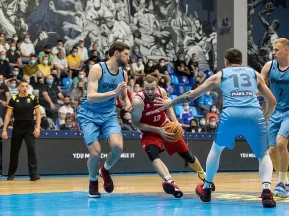 БК "Прометей" сравнял счет в полуфинальной серии Суперлиги