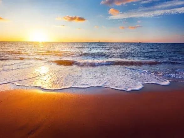 В Черном море вода прогрелась до + 19°, а в Азовском - до + 21°