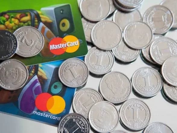 Автоматическое списание долгов: в банке рассказали, что механизма до сих пор нет