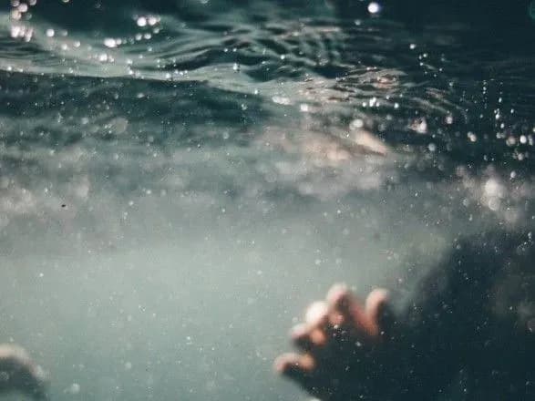 Намагався врятувати товариша, який тонув: у Харкові загинув 17-річний хлопець