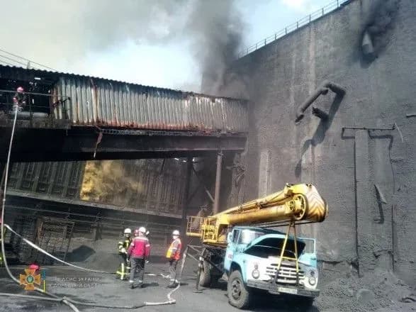 Пожежа сталася на Авдіївському коксохімі: гасили близько години