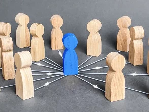 Розвиток інституту старост в Україні. Зеленський підписав закон