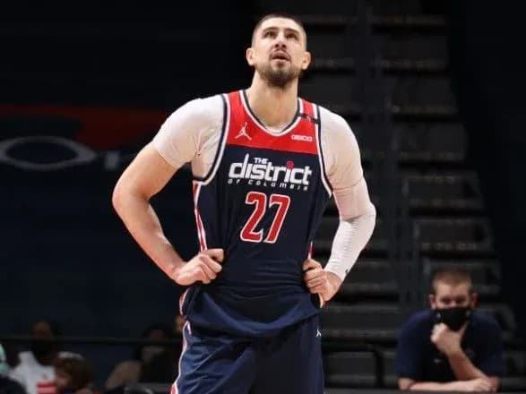 Український центровий змінив клуби в НБА