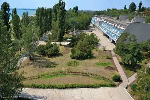 Штам "Дельта" підозрюють у 33 осіб з одеського табору "Молода гвардія"