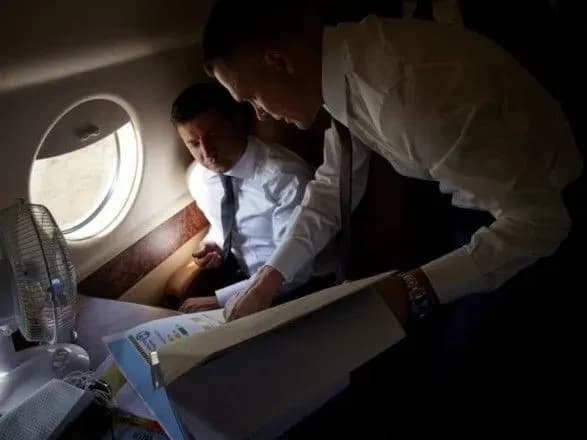 Українська делегація на чолі із Зеленським вилітає в США