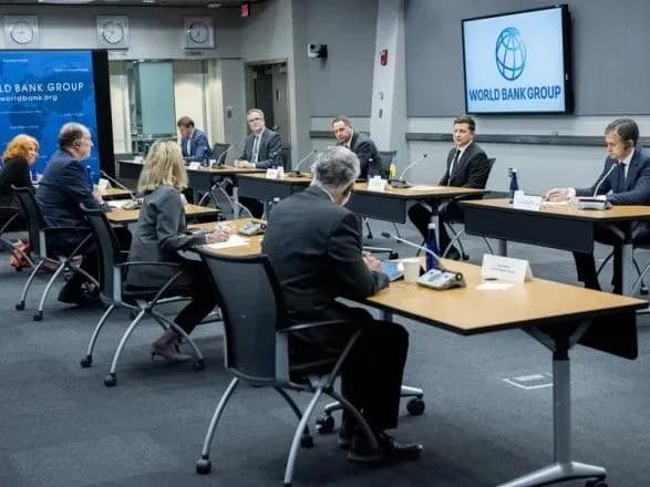 Зеленський зустрівся з головою Світового банку