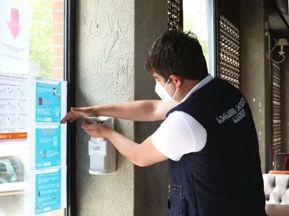 У Грузії опечатали кілька десятків об'єктів за недотримання ковід-вимог