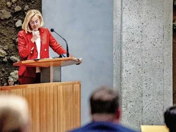 Глава МЗС Нідерландів подала у відставку через критику евакуації з Кабула