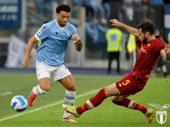 "Лаціо" обіграв "Рому" в результативному римському дербі