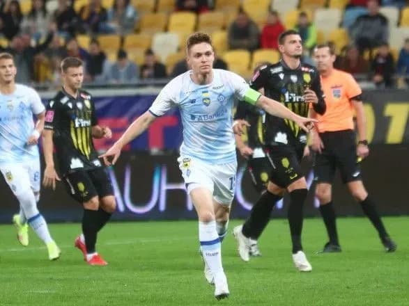 Непереможні: Циганков та Гармаш допомогли "Динамо" обіграти "Рух"