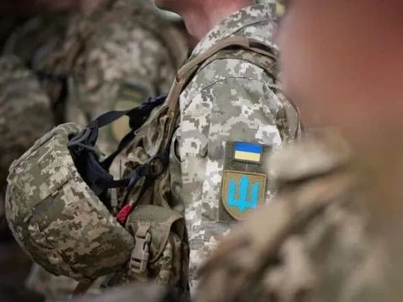 В Україні звільнили 31 засудженого військового після помилування президентом