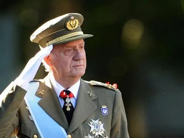 Екскоролю Іспанії вводили жіночі гормони, щоб стримати його статевий потяг