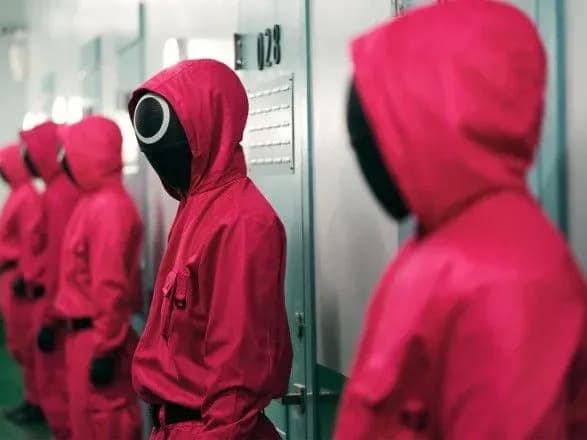 У школах Нью-Йорка заборонили на Геловін одягати костюми із "Гри в кальмара"