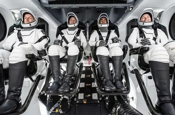 NASA: космічний корабель Crew Dragon-3 зістикувався з МКС