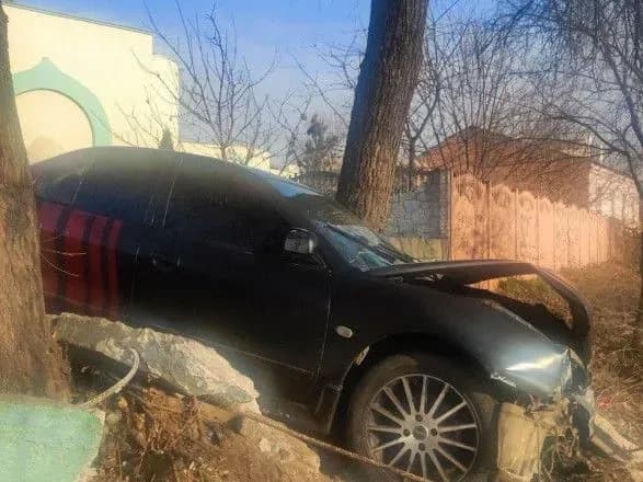 У Харкові водій протаранив огорожу біля мечеті та втік, покинувши автомобіль