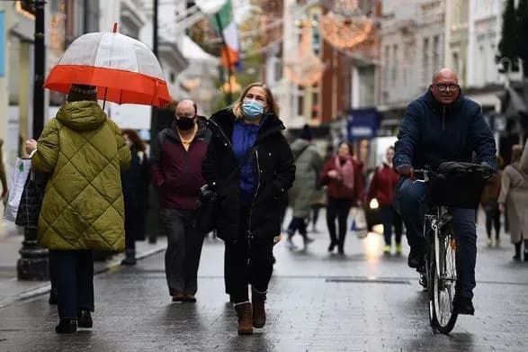 Ирландия вводит обязательное COVID-тестирование для всех путешественников