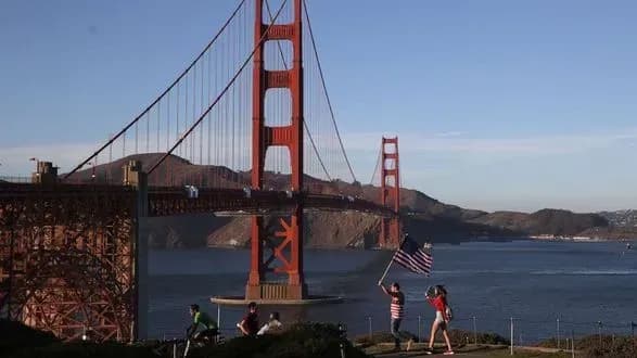 В Каліфорнії виявили перший випадок штаму "омікрон" в США