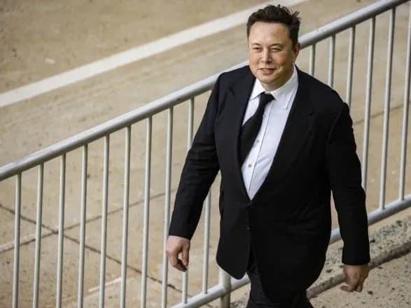 Илон Маск продал акций Tesla уже на 11 миллиардов долларов