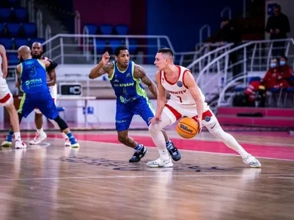 Баскетбол: "Прометей" разгромил итальянский клуб и вышел в плей-ин Лиги чемпионов