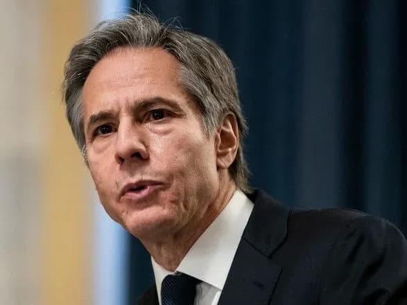 Блінкен обговорив з Боррелем нарощування сил РФ біля України: обіцяє Росії високу ціну, якщо вона обере військову ескалацію