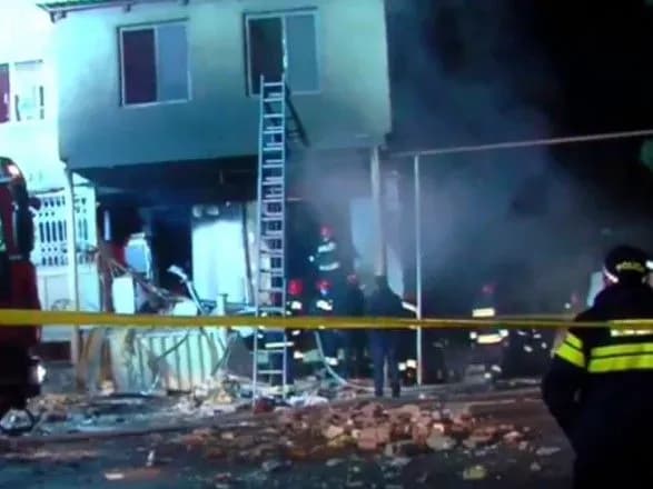 Вилетіли вікна у квартирах, пошкоджені стіни: у Тбілісі стався вибух у багатоквартирному будинку