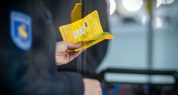 ЗМІ: у Німеччині розслідують 11 тис. випадків підробки COVID-сертифікатів