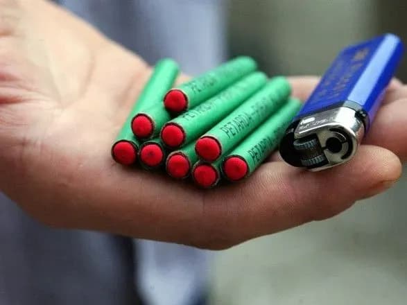 В Польщі українець отримав серйозну травму внаслідок вибуху петарди: постраждали очі