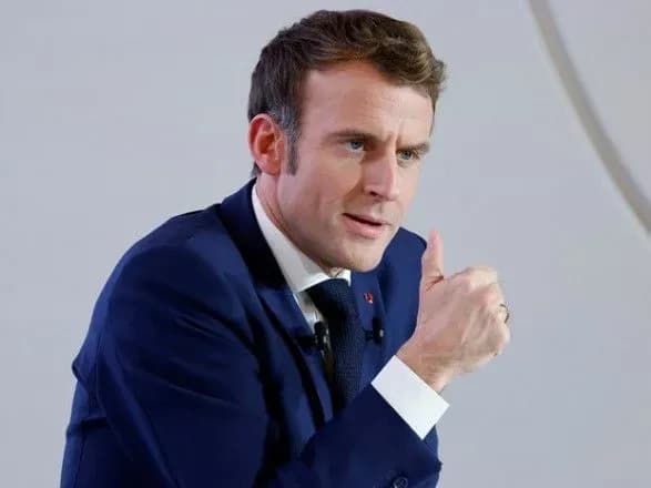Макрон каже, що хоче "роздратувати" тих, хто не пройшов вакцинацію