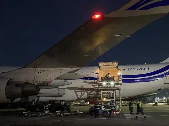 Третій пакет допомоги від США: в Україну прибули оборонні боєприпаси та 300 ракет Javelin