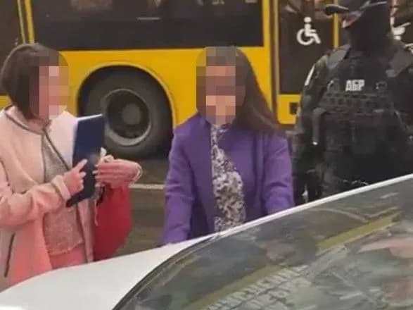 За 160 тис. дол. обіцяла "вирішити" земельні питання у Мін’юсті: у Києві судитимуть адвоката