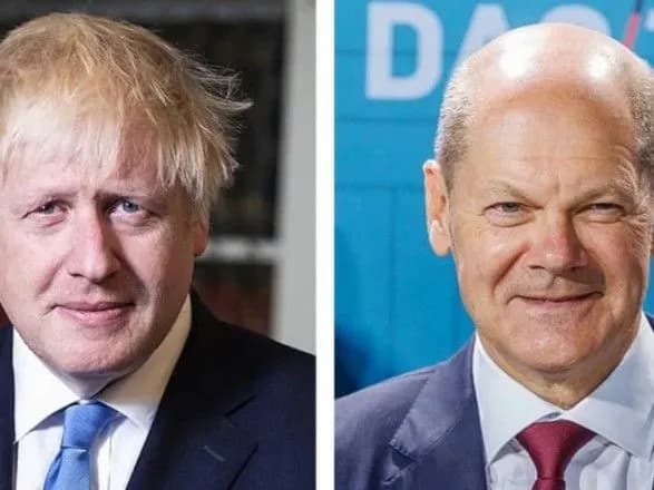 Джонсон и Шольц согласились с важностью диалога с Россией, но над санкциями работать продолжат