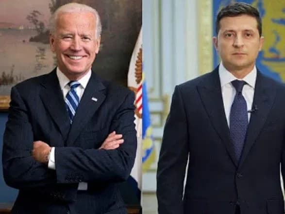 Зеленський у найближчі години поговорить з Байденом