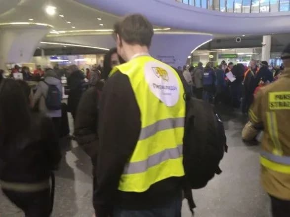 Около 2 миллионов беженцев из Украины создали дефицит жилья в Польше