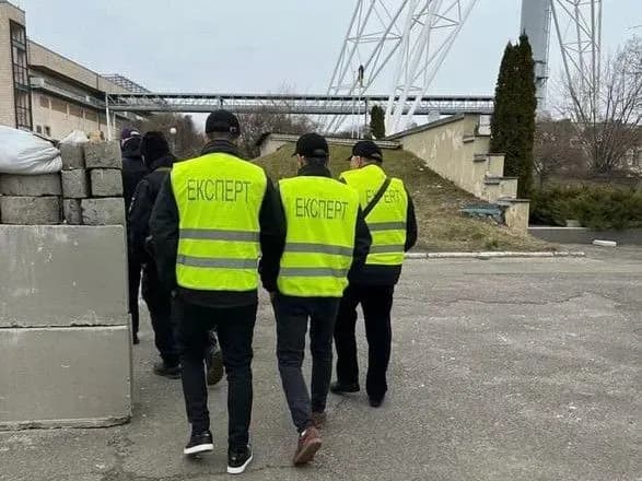 Правоохоронці провели огляд телевежі у Києві