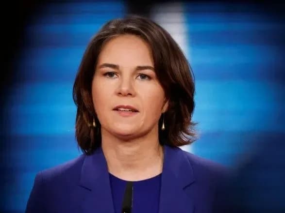 Голова МЗС Німеччини зібралася до Києва