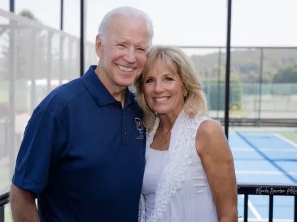 Перша леді США зустрінеться з українськими біженцями в Європі