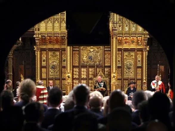 Елизавета II в обращении к парламенту Великобритании упомянула Украину