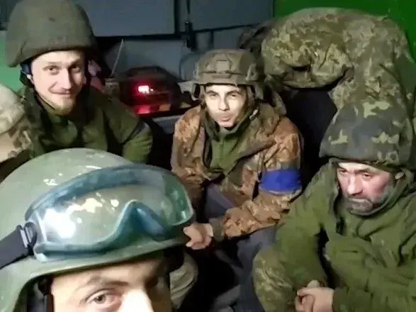 Прикордонники показали, в яких умовах перебувають захисники "Азовсталі"