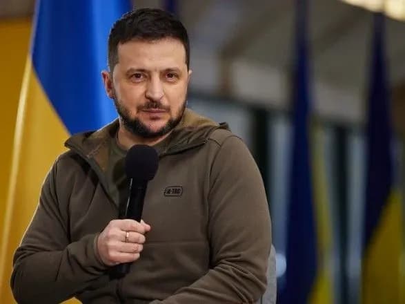 Очікуємо потужну оборонну допомогу: Зеленський подякував Байдену за 40 млрд дол. на підтримку України