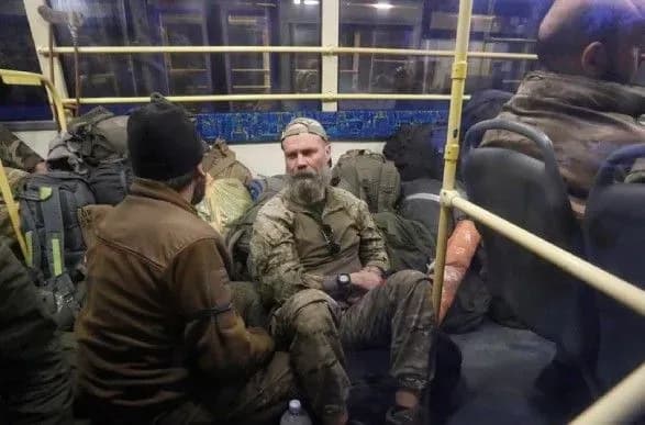 Понад тисячу військових із "Азовсталі" відправили до рф – росЗМІ